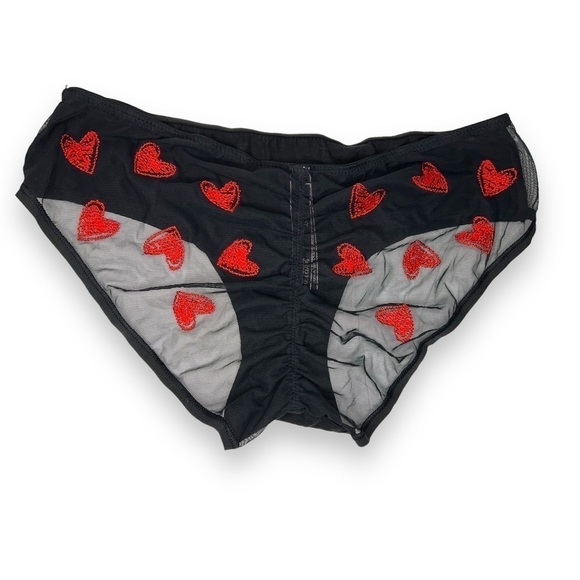 Victorias Secret Set Of Two Lace Panties Thong Cheeky Heart Print Lingerie  Med - Picture 3 of 14